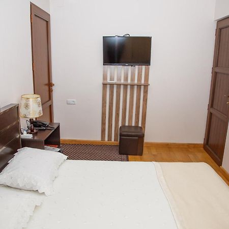 Daniel Boutique Hotel Yerevan Luaran gambar
