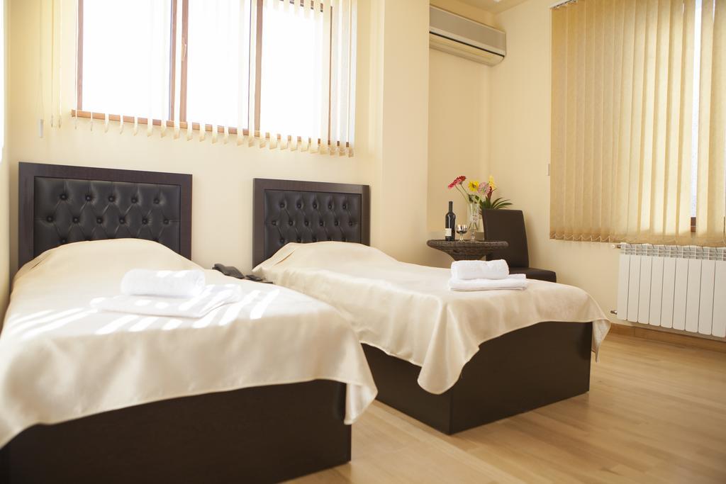 Daniel Boutique Hotel Yerevan Luaran gambar
