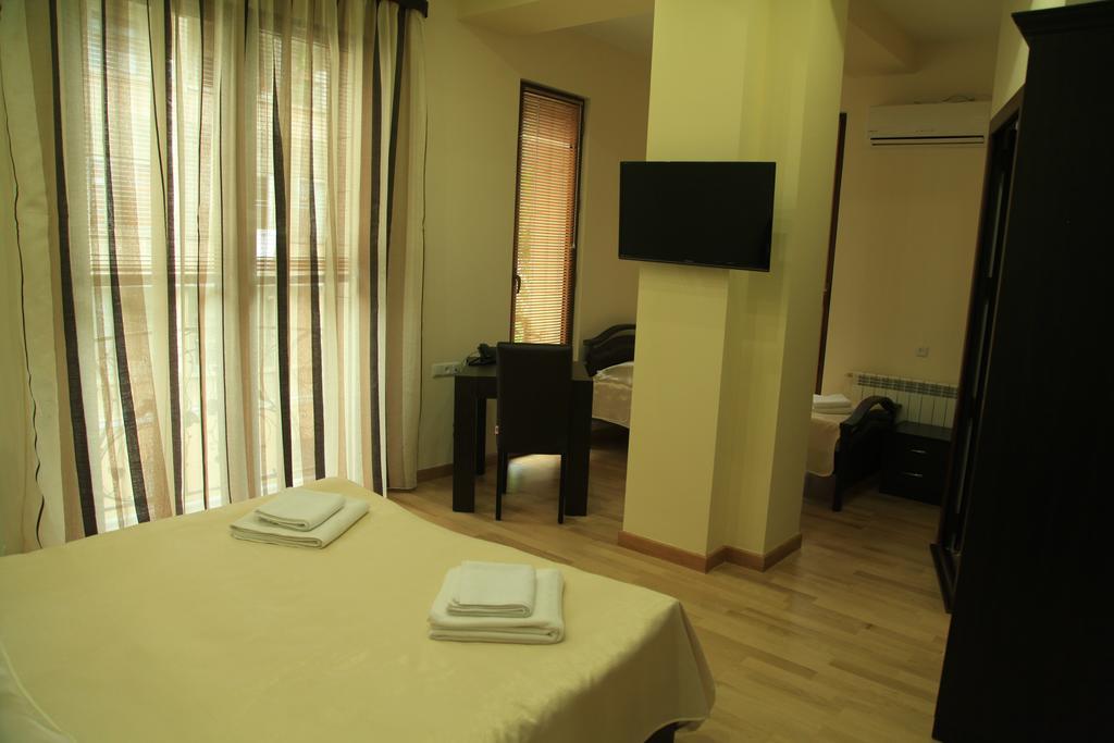 Daniel Boutique Hotel Yerevan Luaran gambar